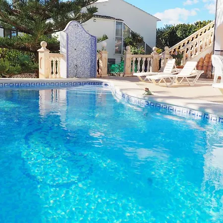 Cerca Playa Y Pueblo Con Piscina Grande *