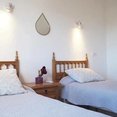 Cerca Playa Y Pueblo Con Piscina Grande Villa Calpe