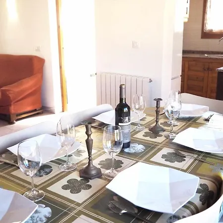 Cerca Playa Y Pueblo Con Piscina Grande Villa